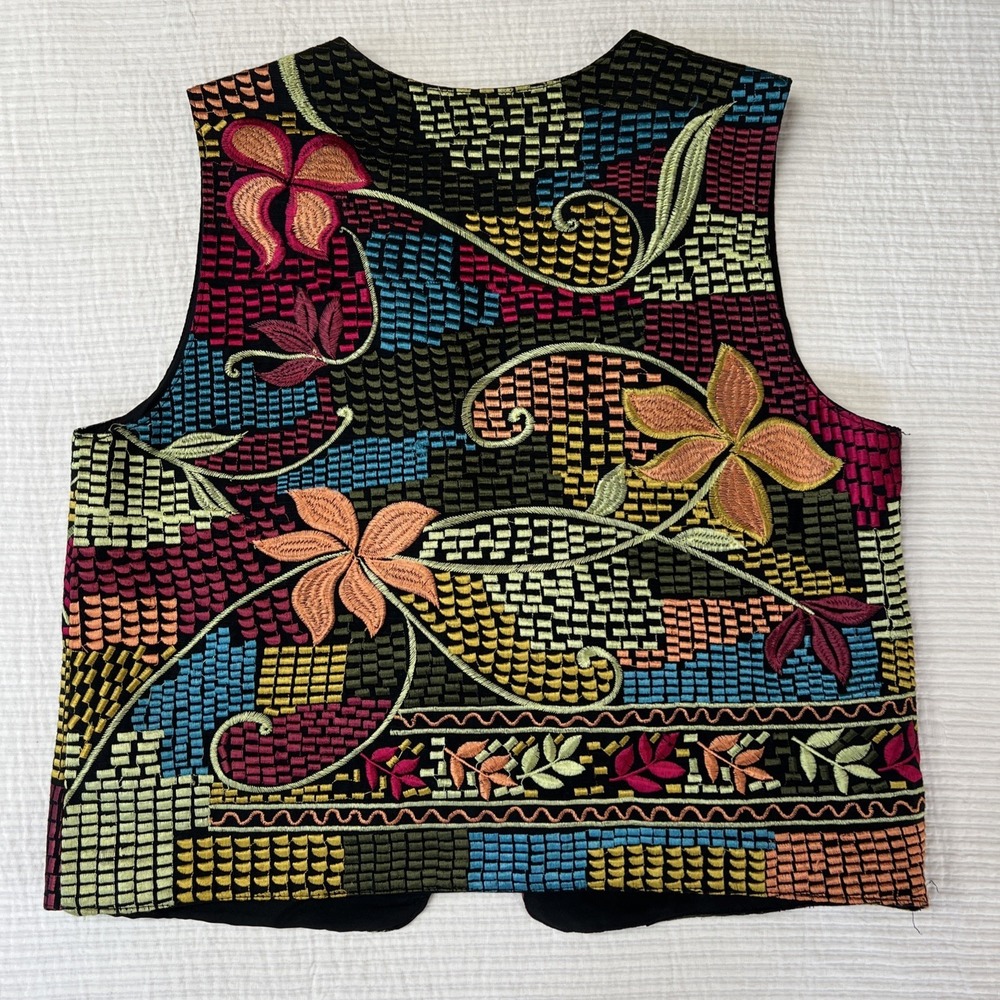 Vintage Chico's Colorful Embroidered Floral Vest bohemian Boho Festive - Picture 8 of 8